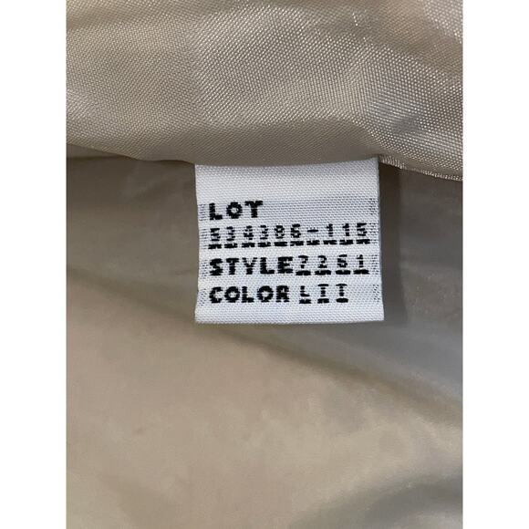 Vantage Diamond Puffer‎ Jacket in Cream - Size M - Classic fit - Picture 12 of 12